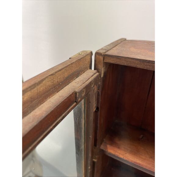 Hot Wheels Matchbox 1/64 Diecast Car Wall Mounted Wood Display Case 26.5” x 16” - Picture 11 of 16